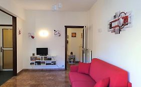 Centre Home